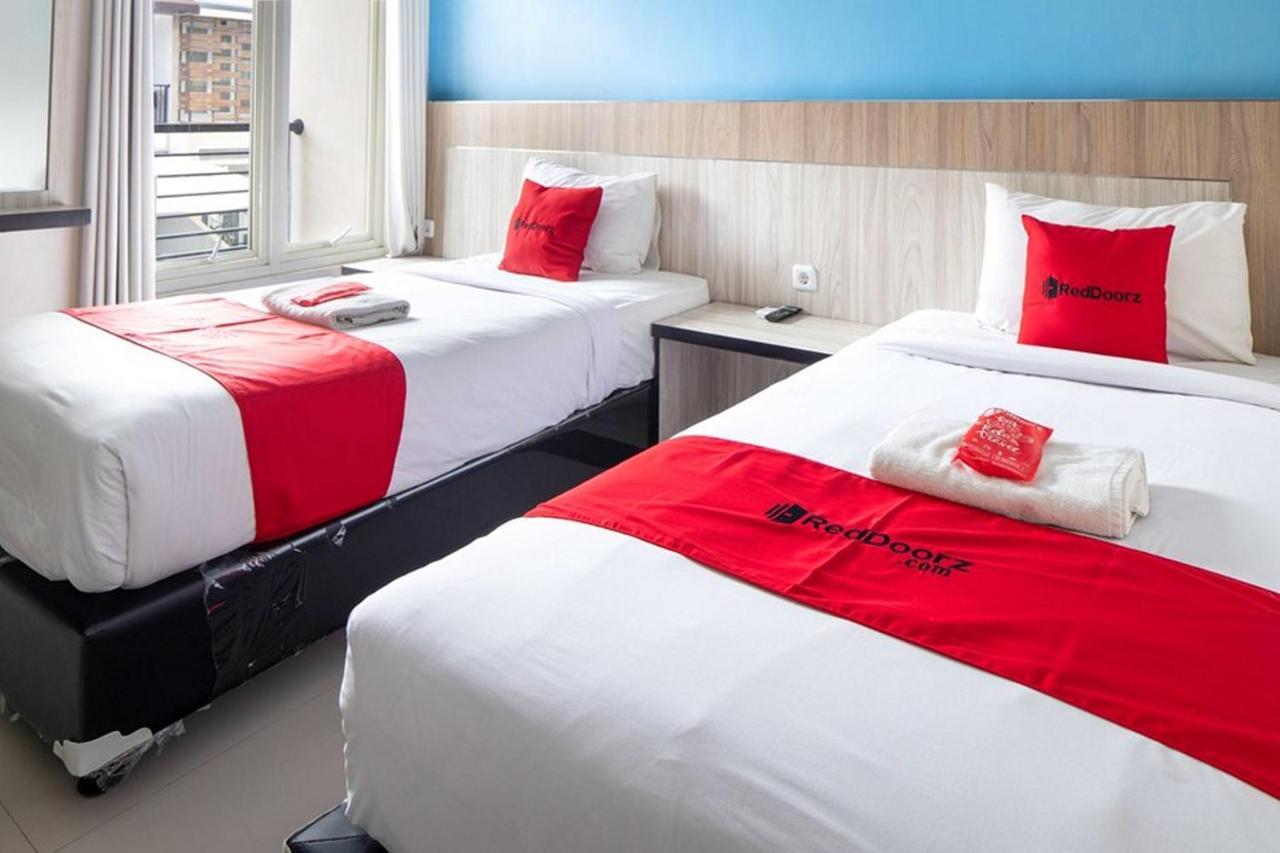 Reddoorz Plus At Panorama Villas Batu Batu  Ngoại thất bức ảnh